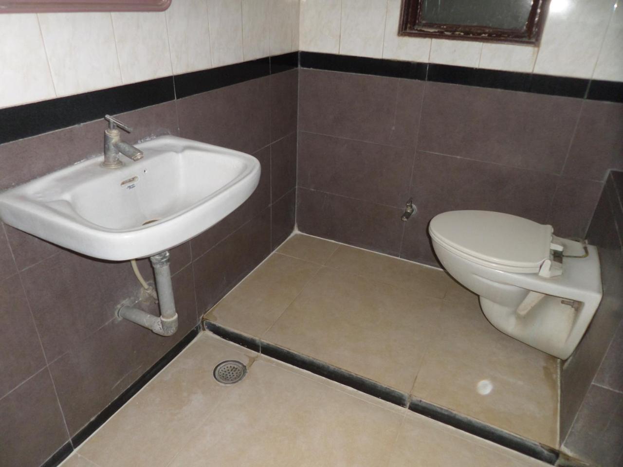 Hotel Padma Nashik Extérieur photo