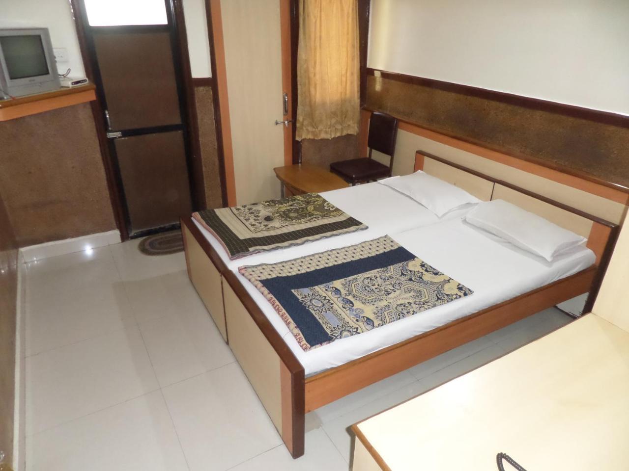 Hotel Padma Nashik Extérieur photo