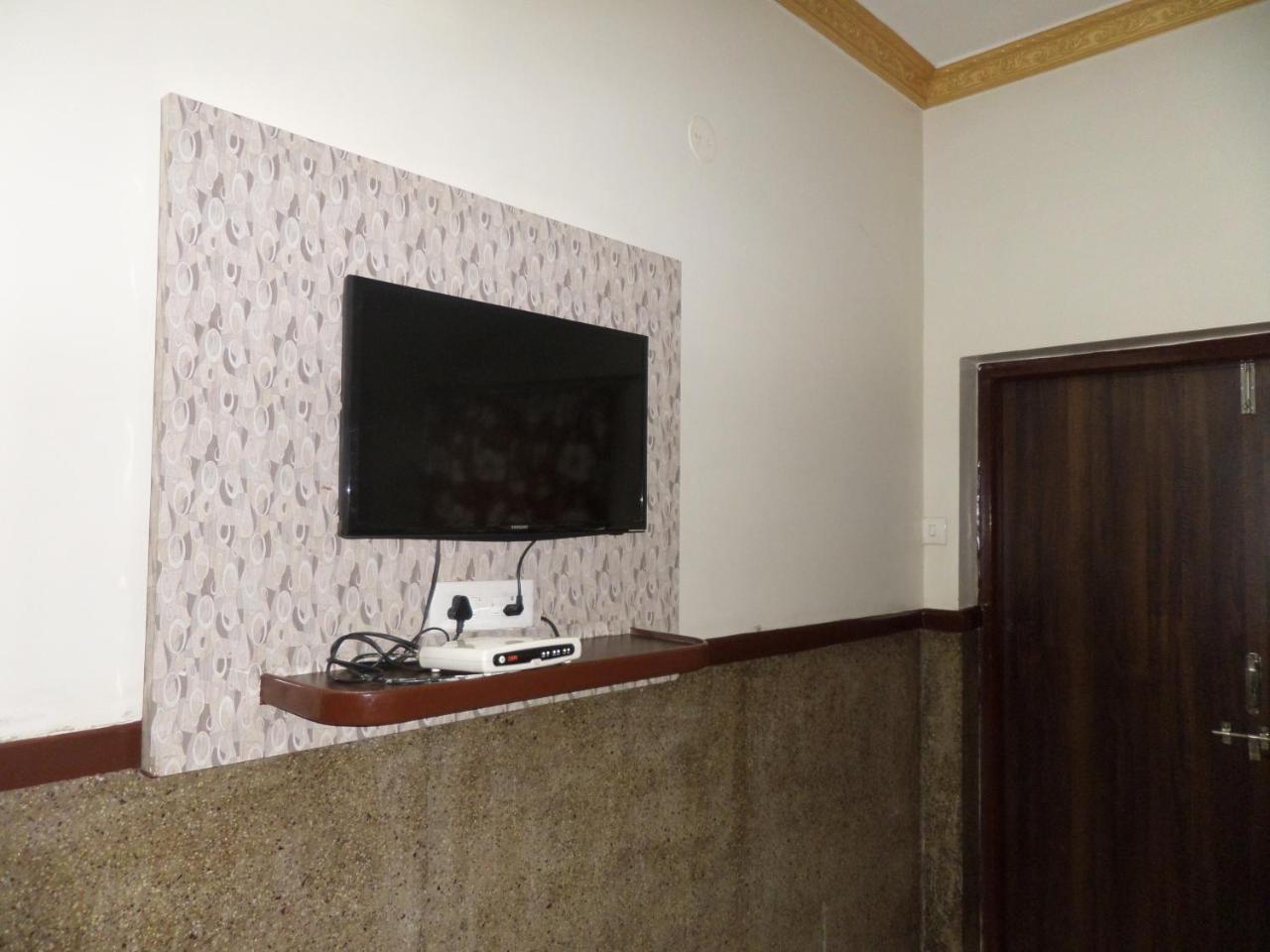 Hotel Padma Nashik Extérieur photo