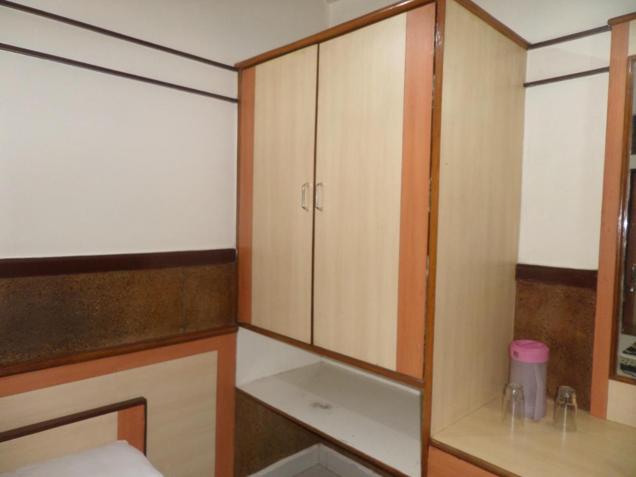 Hotel Padma Nashik Extérieur photo
